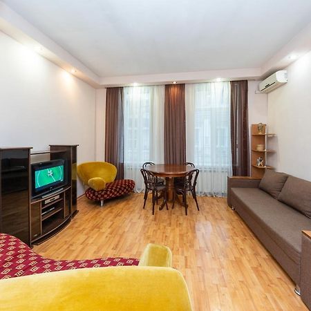 Apartamenty Sofia Kiev Luaran gambar