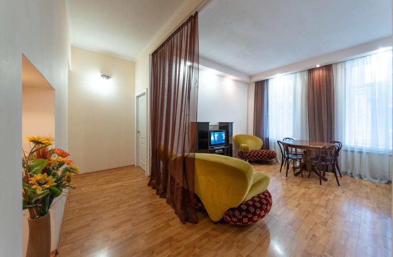 Apartamenty Sofia Kiev Luaran gambar