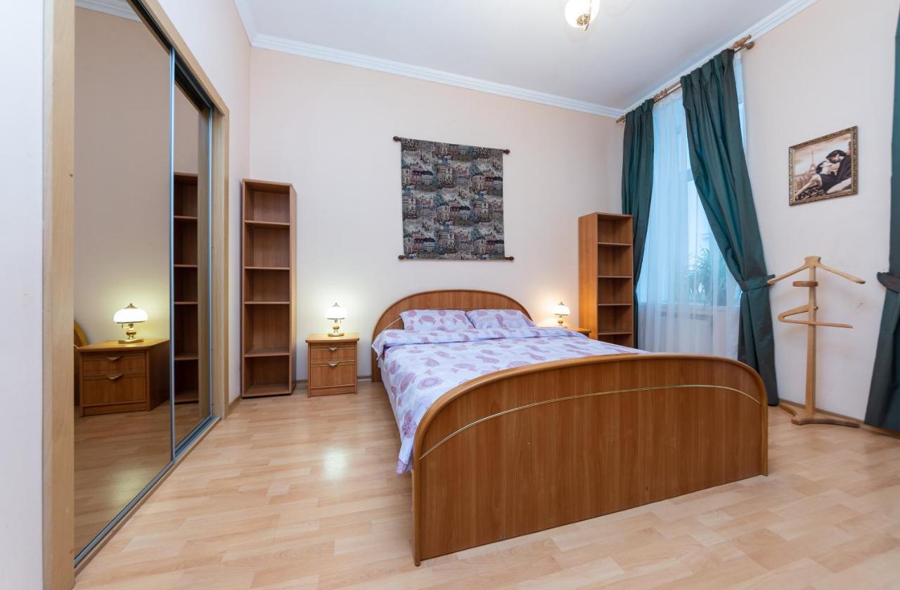 Apartamenty Sofia Kiev Luaran gambar