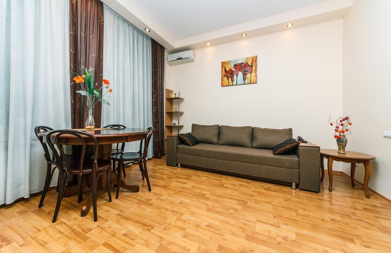 Apartamenty Sofia Kiev Luaran gambar